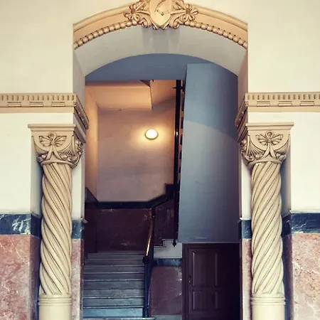 Alojamento de Acomodação e Pequeno-almoço Roma 3*